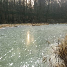 Зимний пейзаж Первый лед на реке Химка