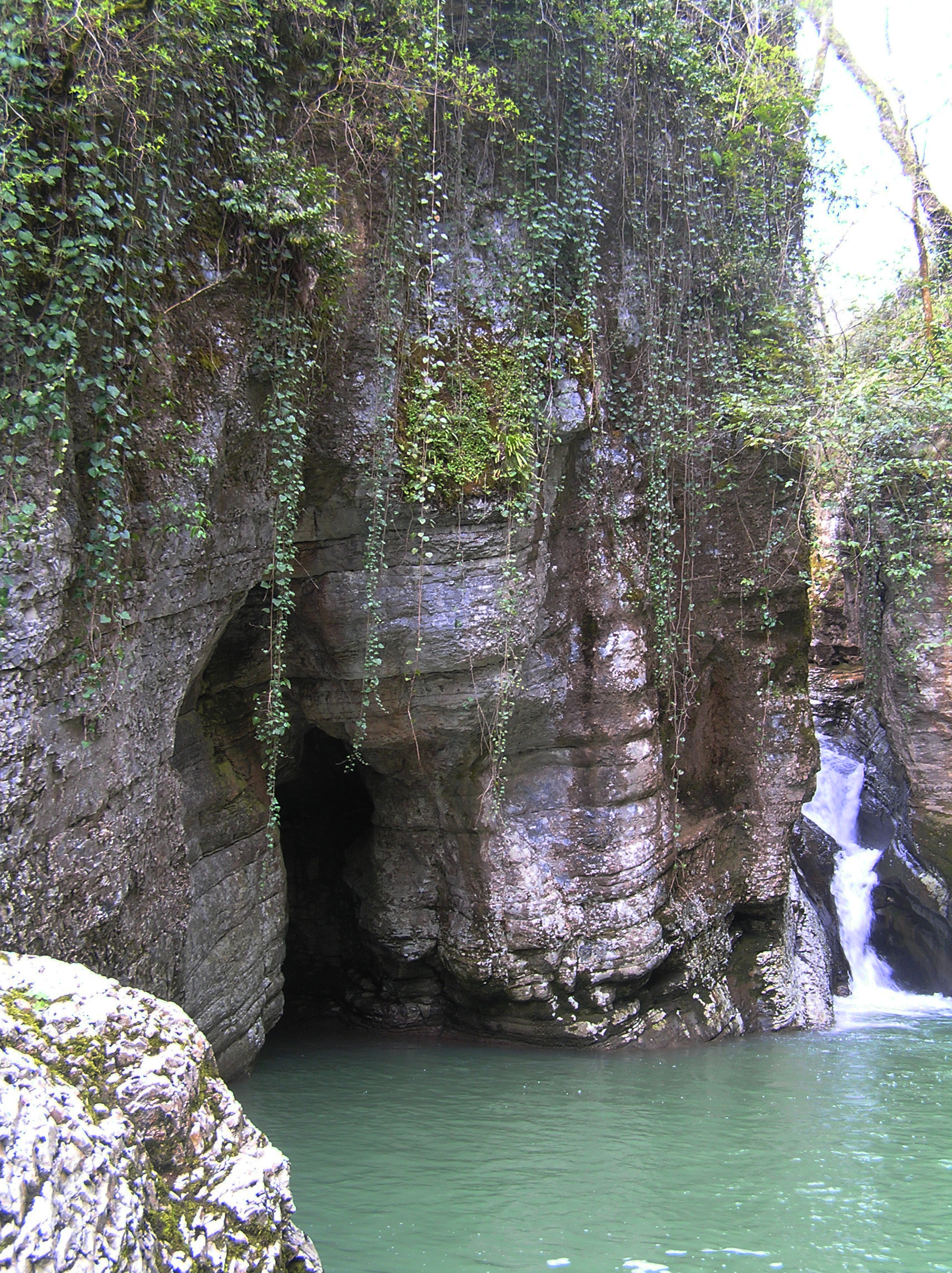 Водопад на реке Псахо Сочи пейзажи природы Сафиуллин